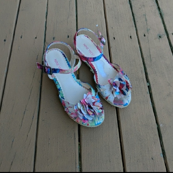 Nine west sandals - Picture 3 of 6